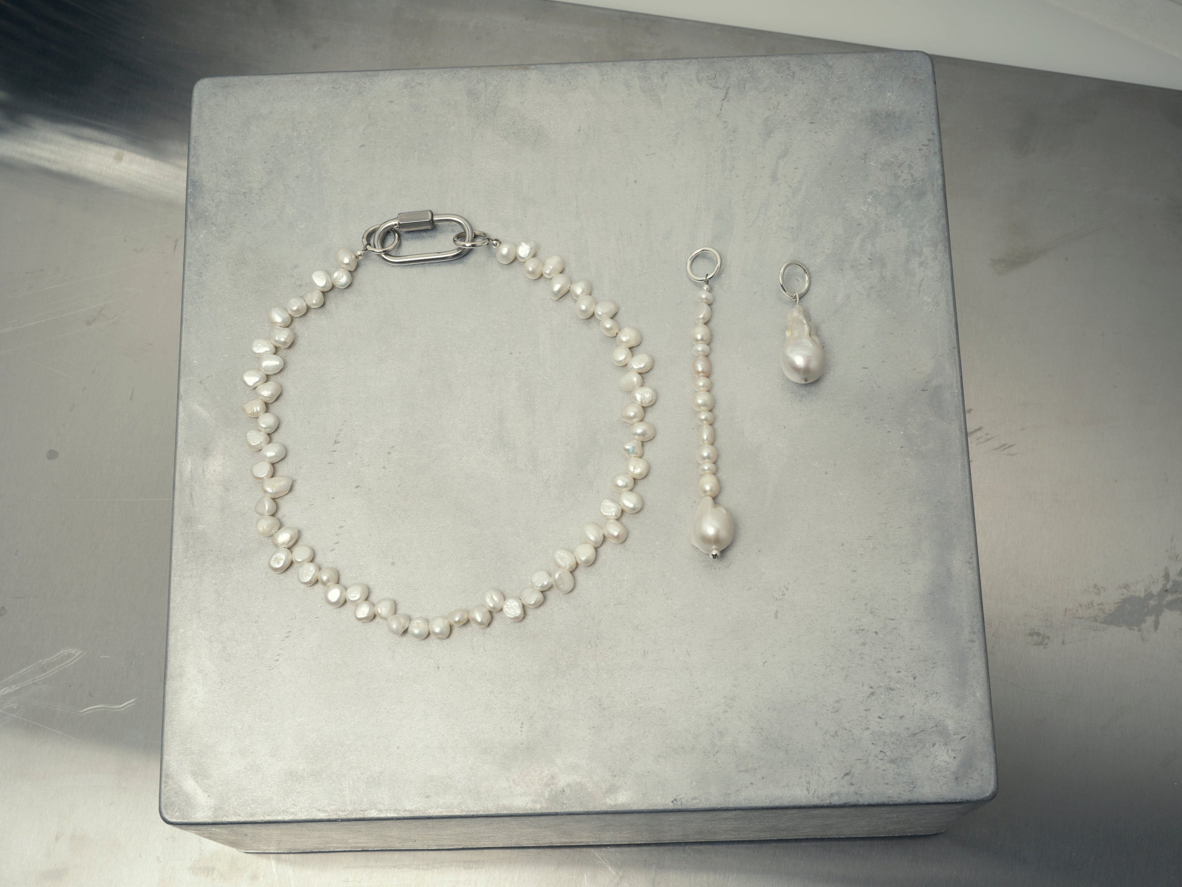 set pearl